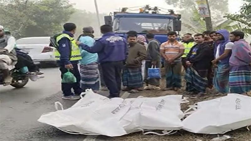 Road crash kills 3 in Gazipur