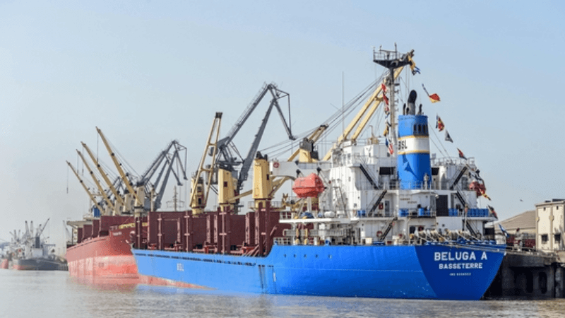 India, Pakistan ban each other's ships from accessing ports